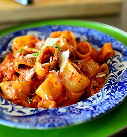 Quick and Easy Roasted Red Pepper Pasta