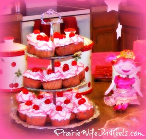 Pinkalicious cupcakes