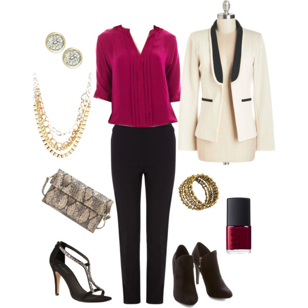 Holiday Outfit Inspiration - PrairieWifeinHeels.com