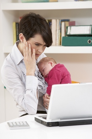 mom reading online