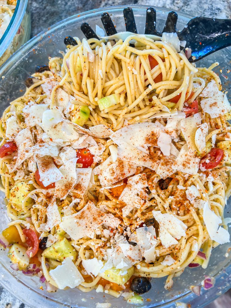 spaghetti salad with vegetables 