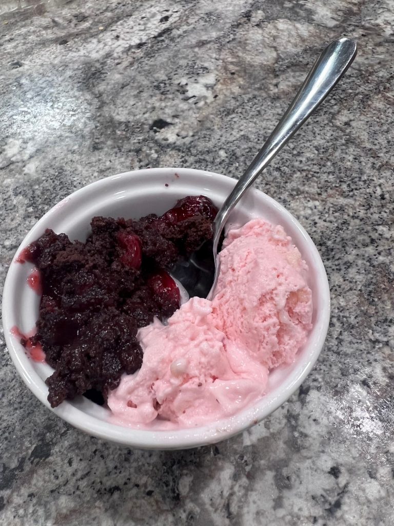 3 ingredient cherry chocolate dump cake